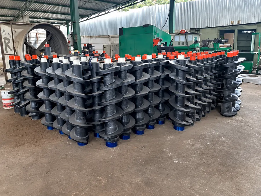 Produksi Worm Screw di workshop PT. Malindo Karya Lestari